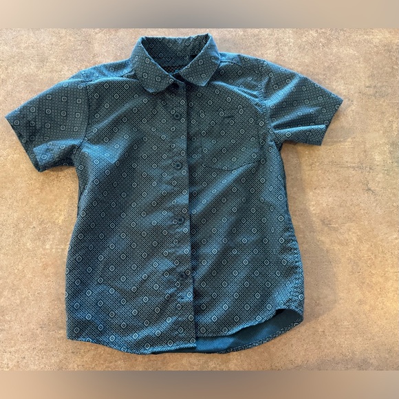 Bold Blue - Boys Button Down Short Sleeve with Pattern, Size 5 - Picture 1 of 3
